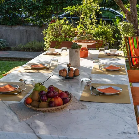 Bed & Breakfast L' Orangerie Pietrasanta