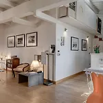 Oda ve Kahvaltı L' Orangerie 3*